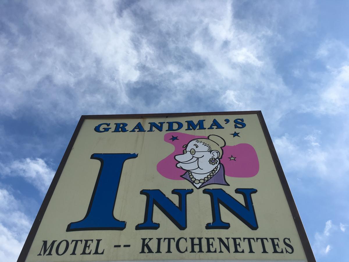 Grandmas Inn Torrington Luaran gambar